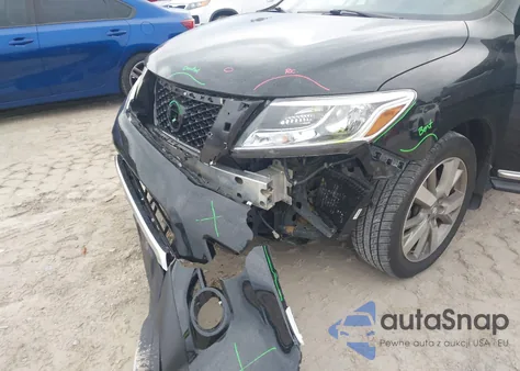 2016 Nissan Pathfinder Platinum z USA, uszkodzony, nr VIN 5N1AR2MM3GC609820